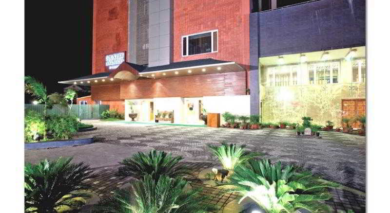 Country Inn Αχμπανταμπάντ Εξωτερικό φωτογραφία