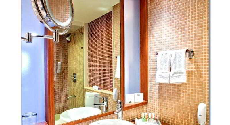 Country Inn Αχμπανταμπάντ Εξωτερικό φωτογραφία